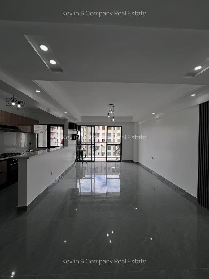 2 Bed Apartment with Gym in Riverside - 1