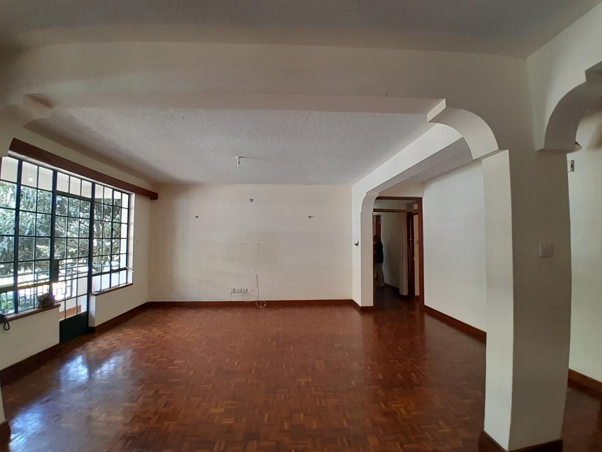 3 bed apartment with en suite at lavington