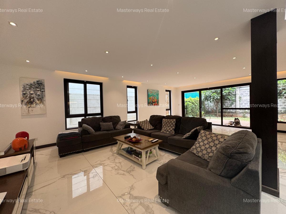 4 Bed Townhouse with En Suite in Westlands Area - 2