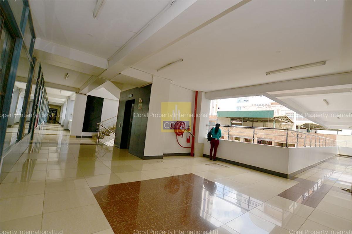 Office with Backup Generator in Westlands Area - 7