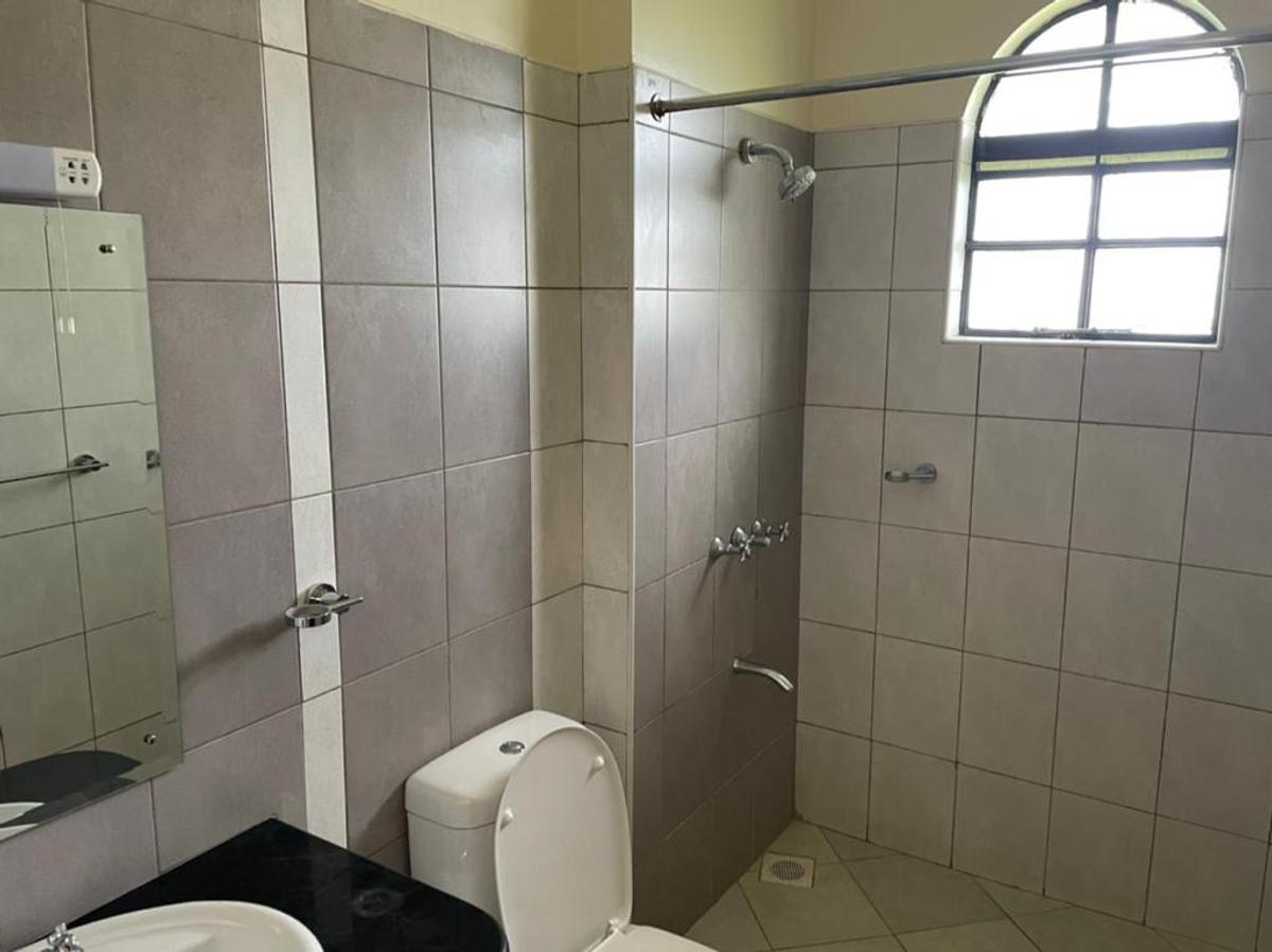 4 Bed Townhouse with En Suite in Kiambu Road - 12