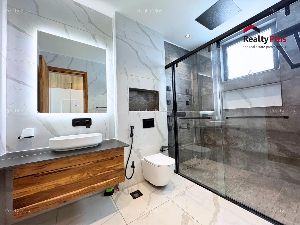 2 Bed Apartment with En Suite at Peponi Road - 13