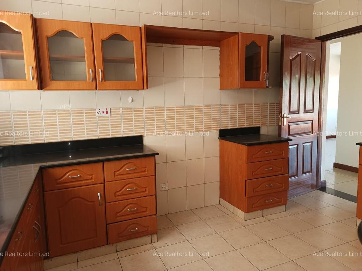 3 Bed Apartment with En Suite at Gatundu Road - 7