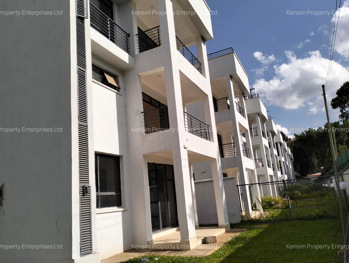 4 Bed Townhouse with En Suite in Lavington - 9