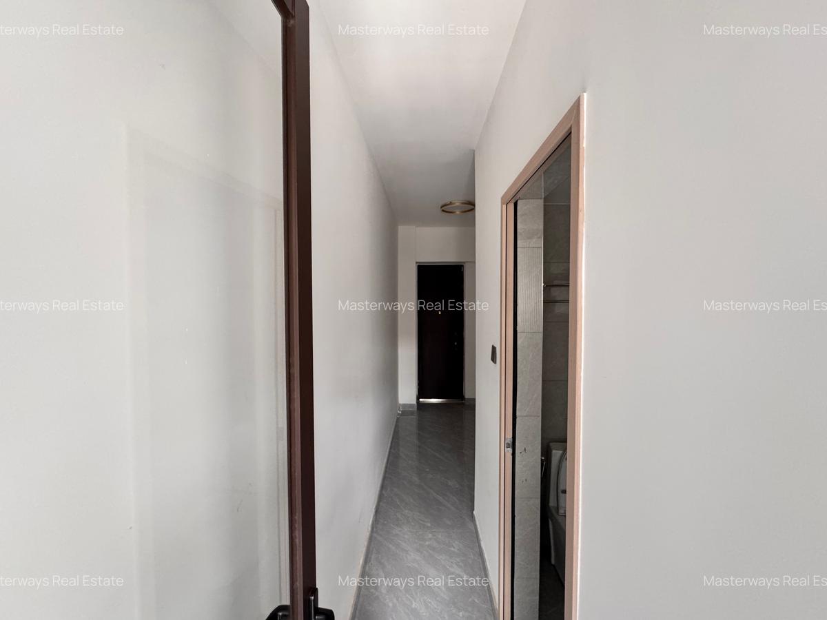 3 Bed Apartment with En Suite in Riverside - 15