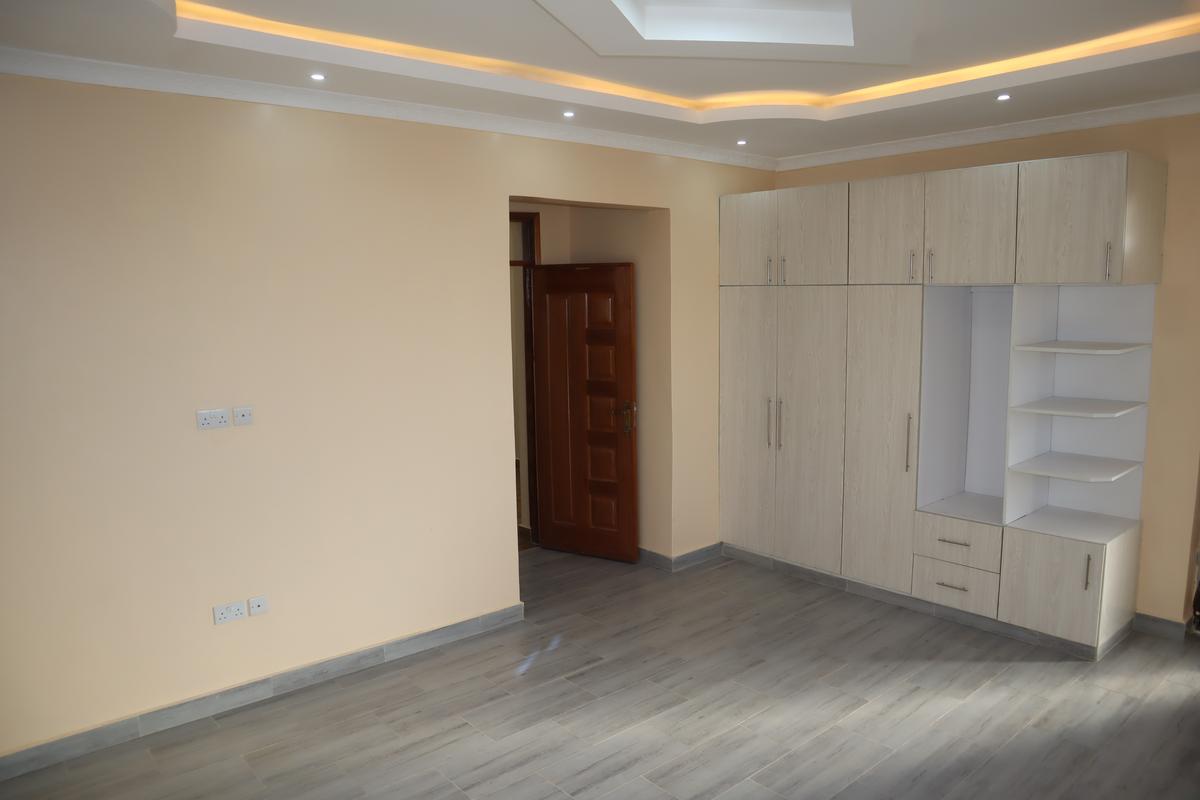 4 Bed House with En Suite at Lemiso Road - 16