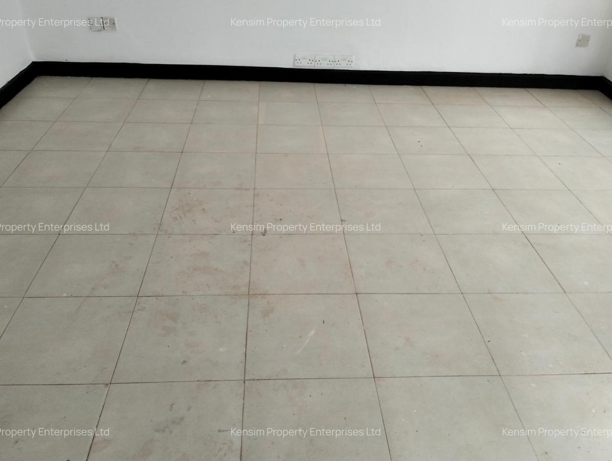 4 Bed Townhouse with En Suite in Lavington - 9