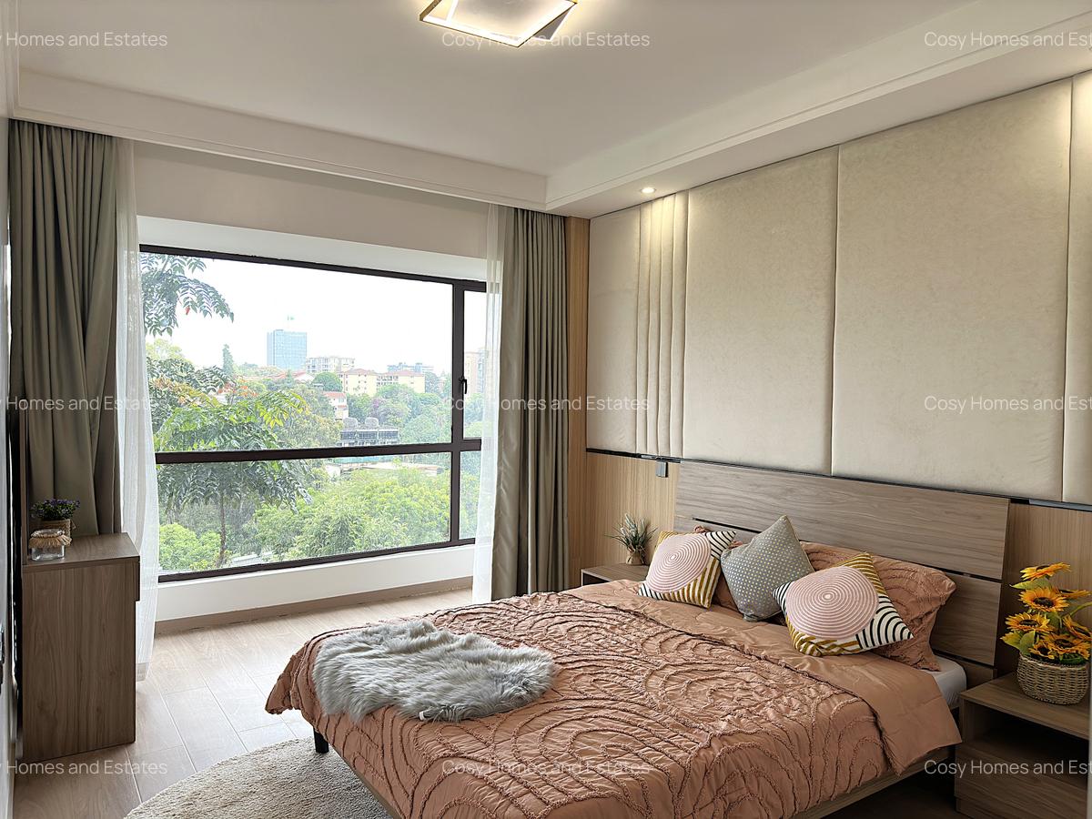 3 Bed Apartment with En Suite at Riverside - 12