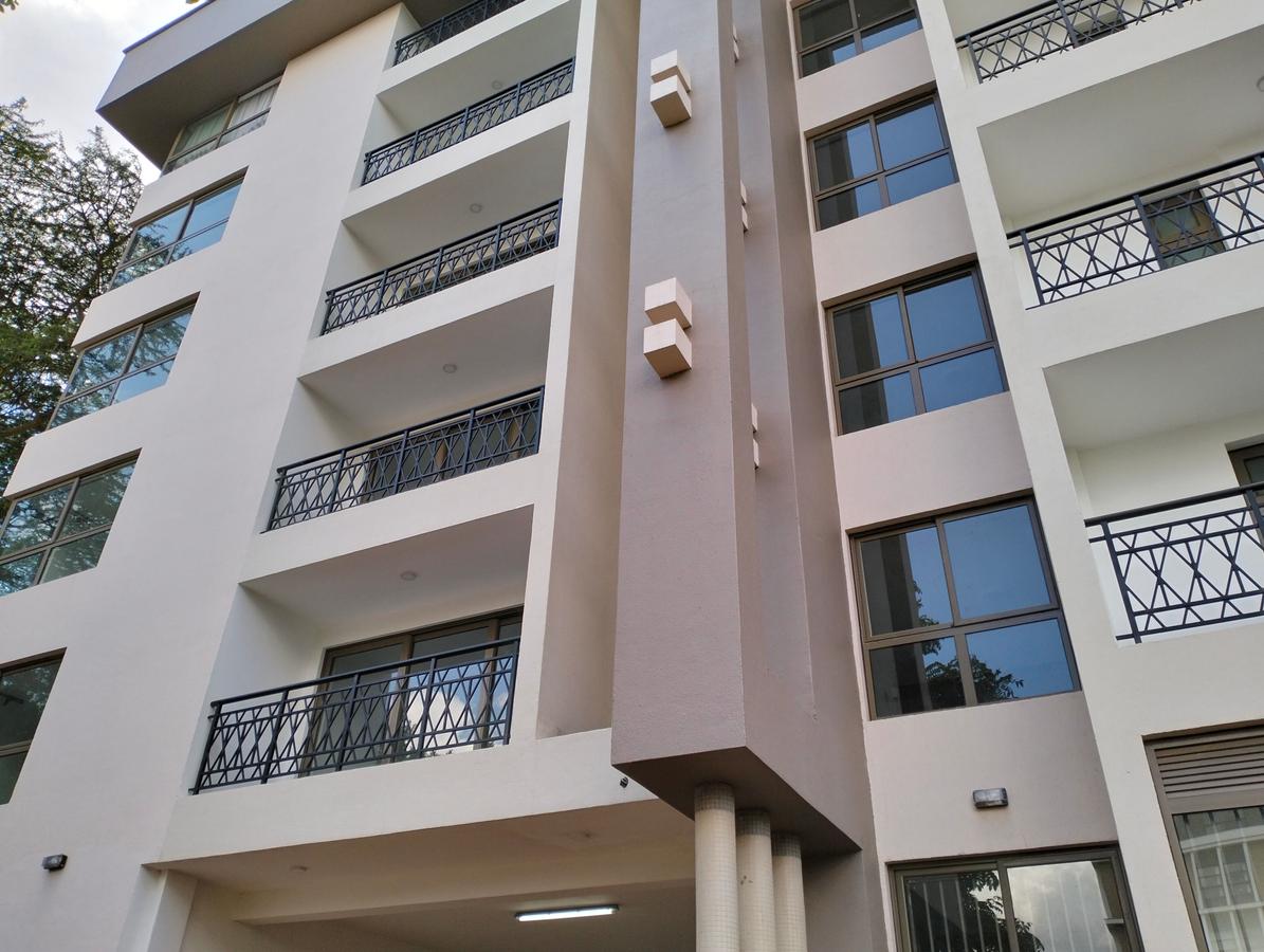 3 Bed Apartment with En Suite in Lavington - 3