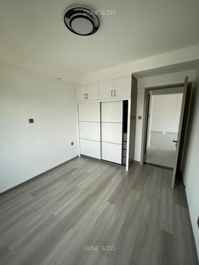 2 Bed Apartment with En Suite in Westlands Area - 12