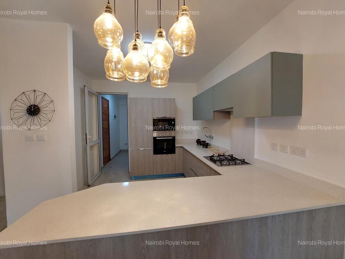 3 Bed Apartment with En Suite at Lavington Road - 19