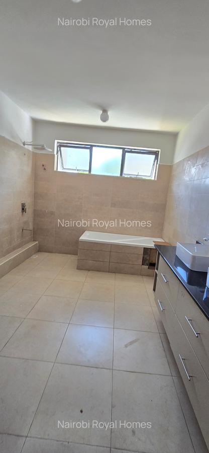 5 Bed Townhouse with En Suite at Lavington Convent - 20