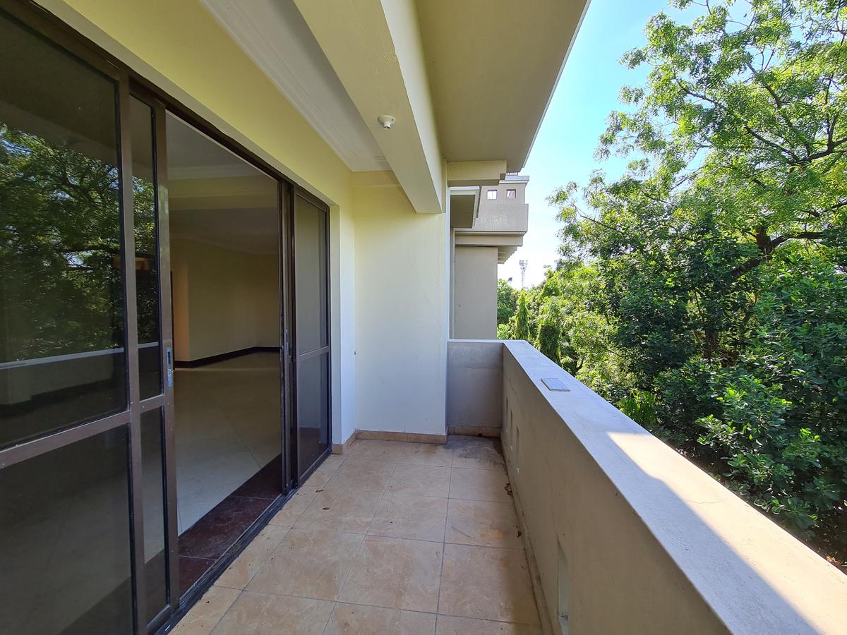 3 Bed Apartment with En Suite in Nyali Area - 14