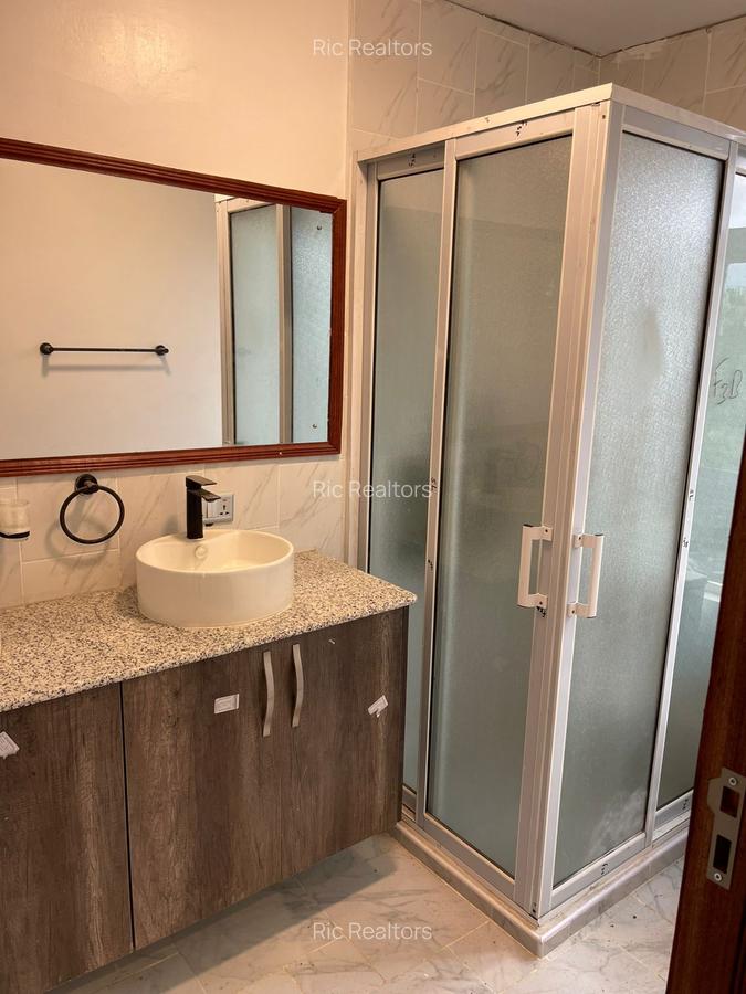 4 Bed Townhouse with En Suite at Silanga Road - 9