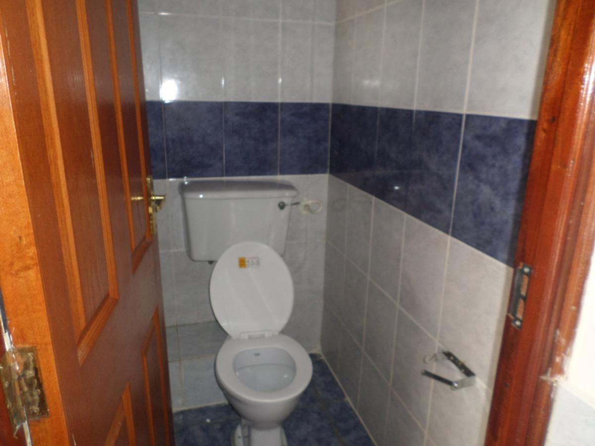 3 Bed Apartment with En Suite at Lavington - 13