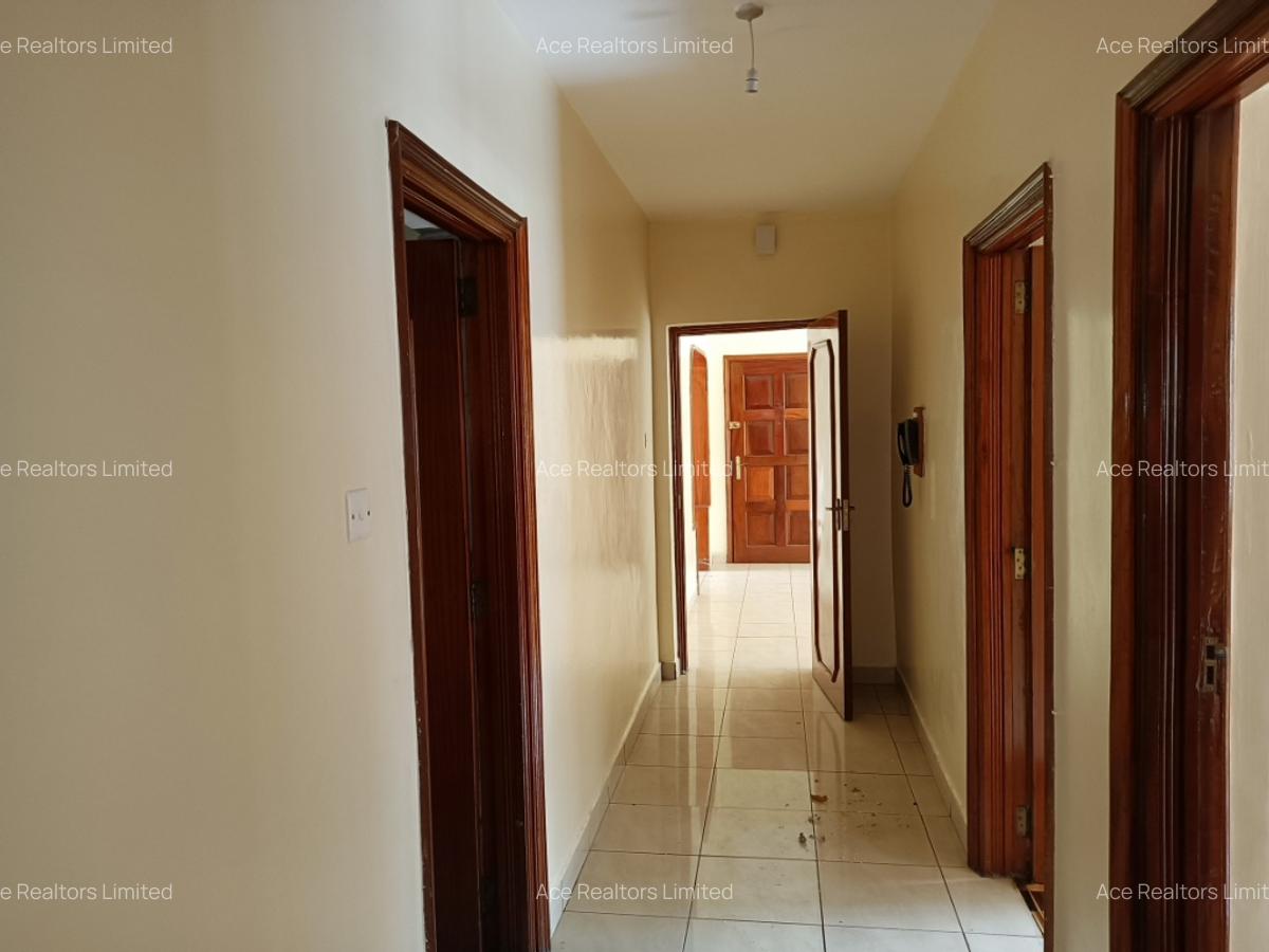 3 Bed Apartment with En Suite at Westlands - 5