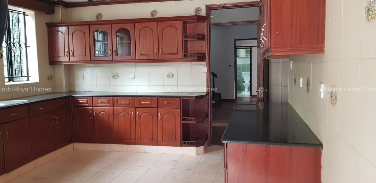 5 Bed House with En Suite at Ruaka Road - 18