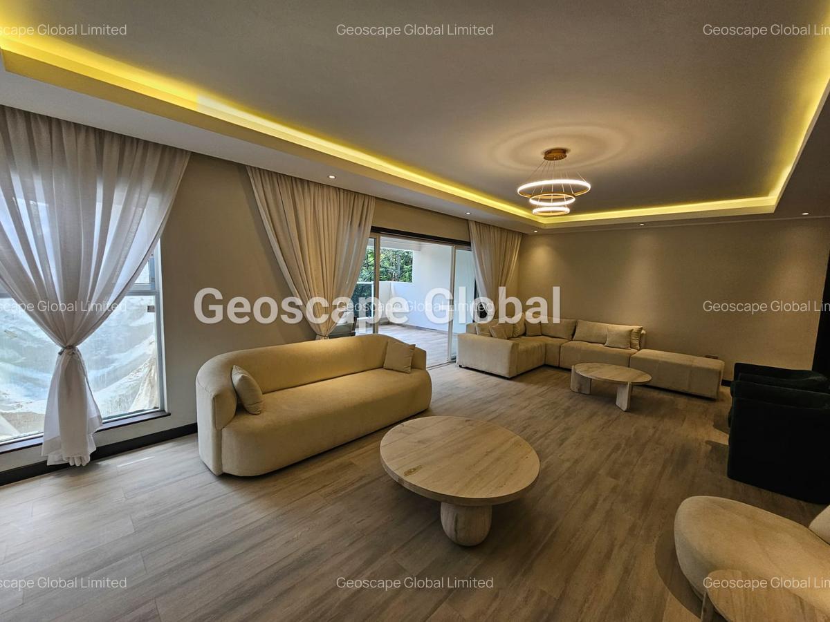 3 Bed Apartment with En Suite in Riverside - 4