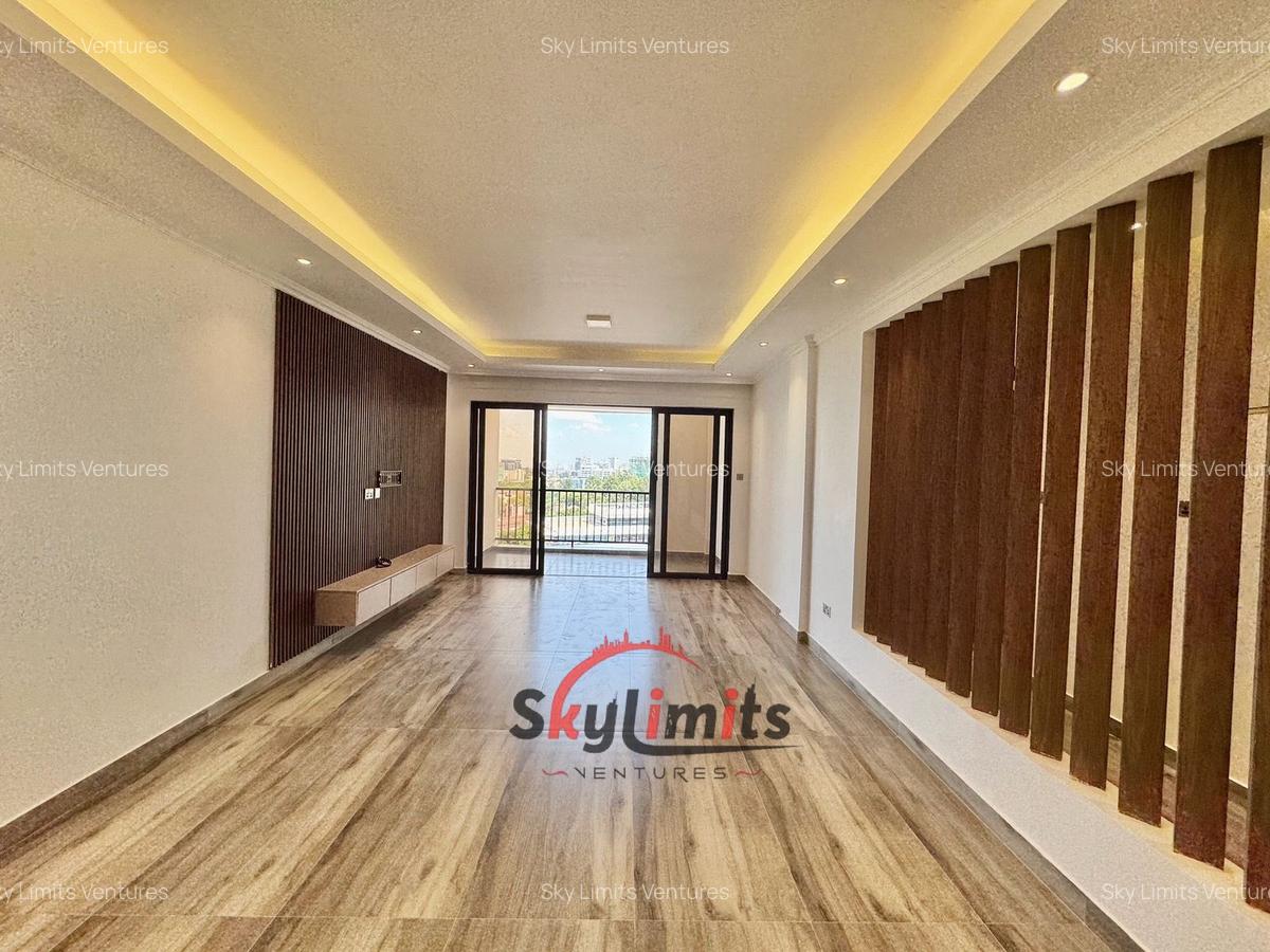 2 Bed Apartment with En Suite in Brookside - 1