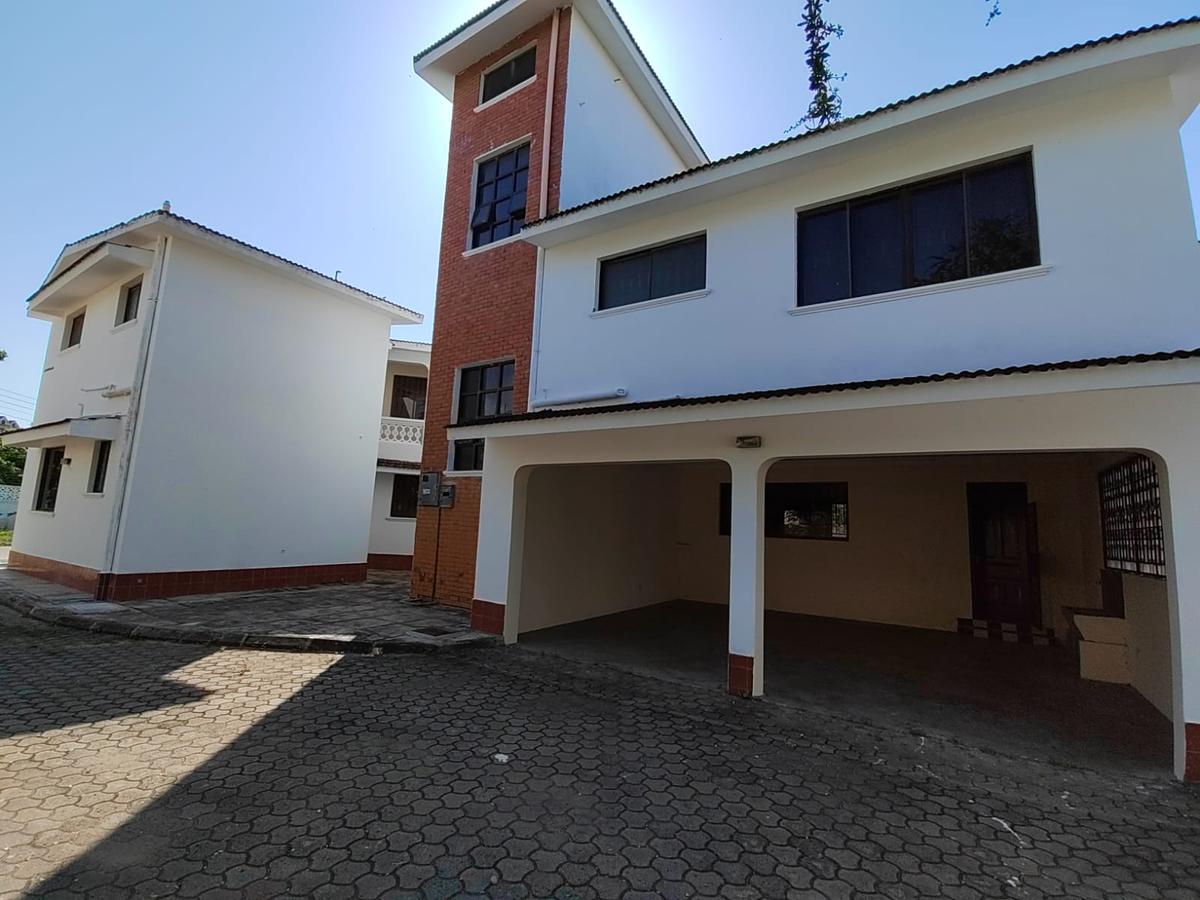 7 Bed House with En Suite at Nyali - 6