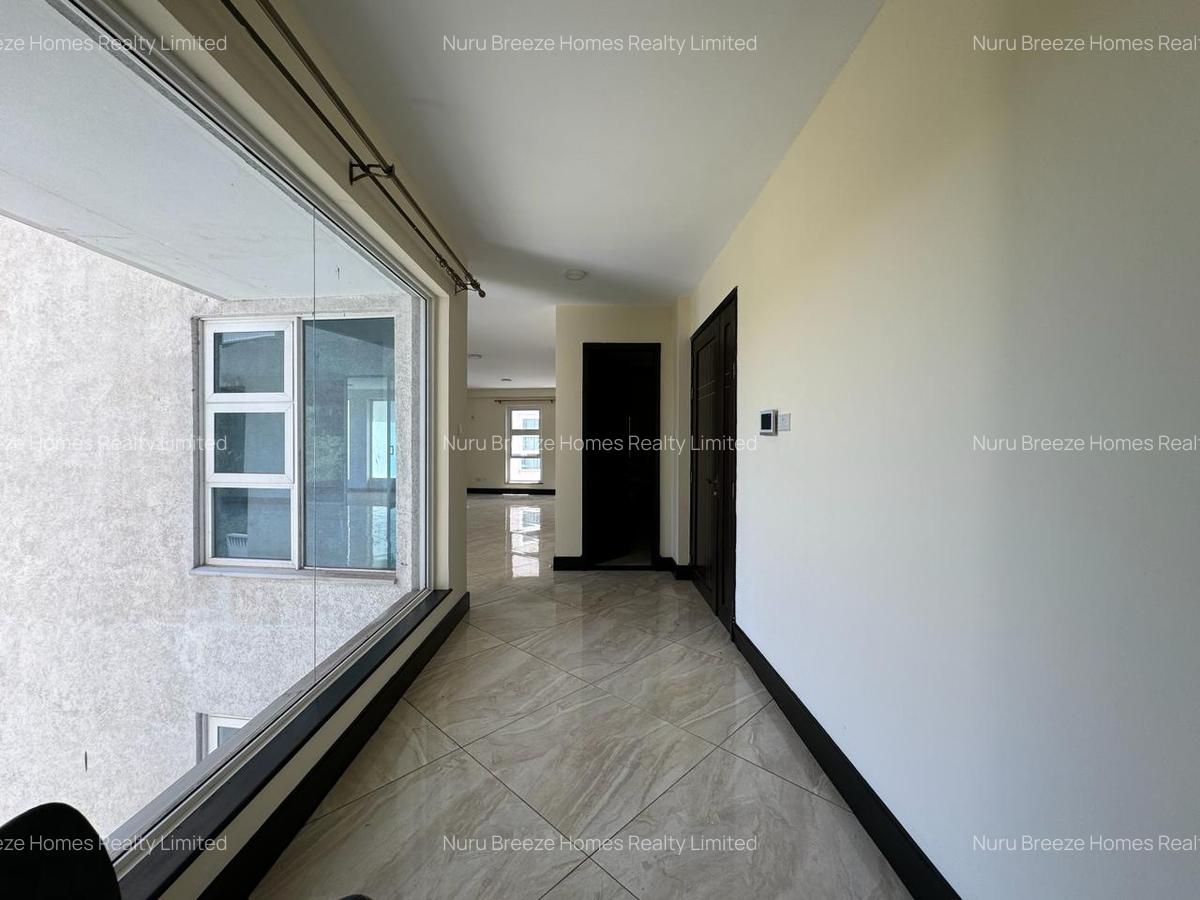 4 Bed Apartment with En Suite in General Mathenge - 13