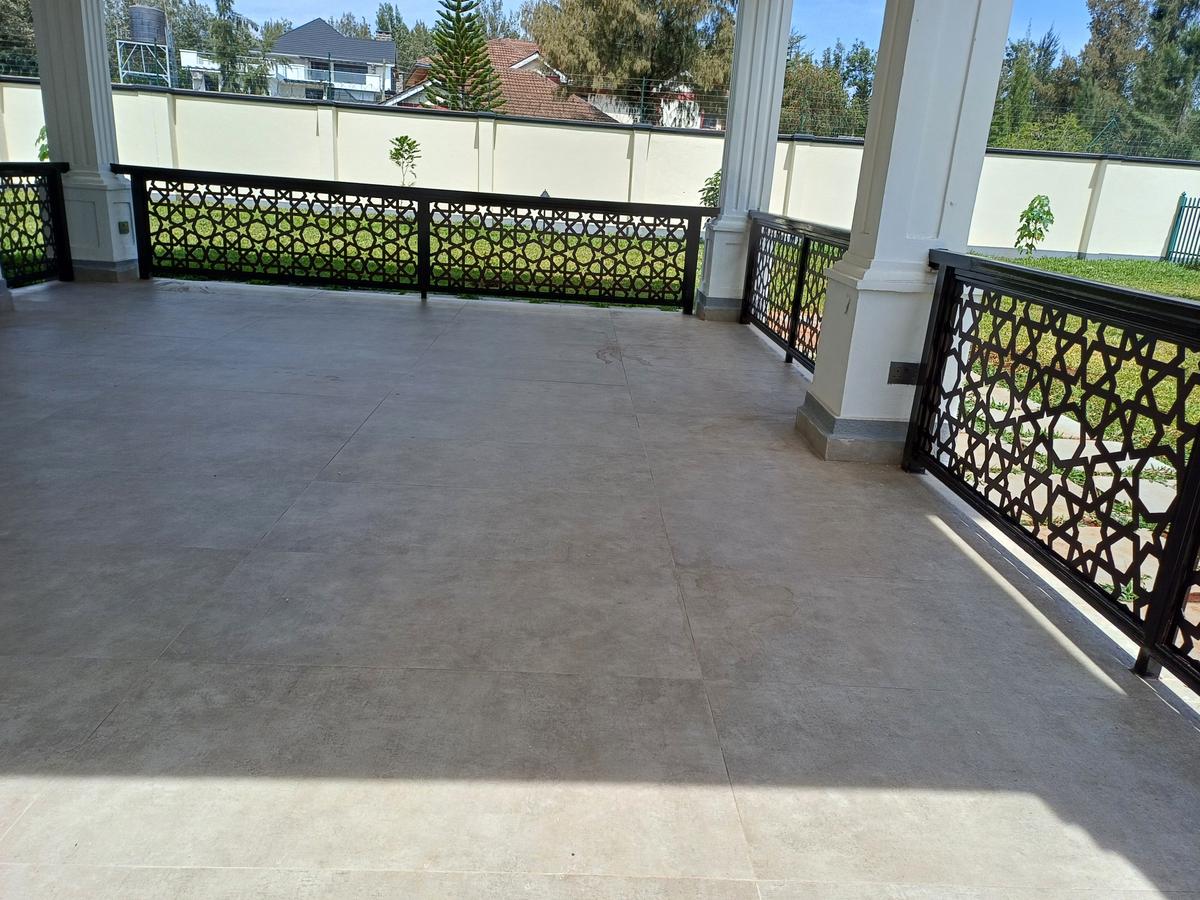 4 Bed Townhouse with En Suite in Karen Hardy - 14