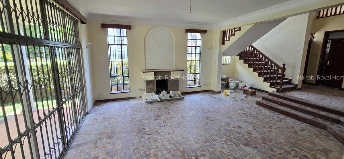 4 Bed Townhouse with En Suite at Lavington Green - 15