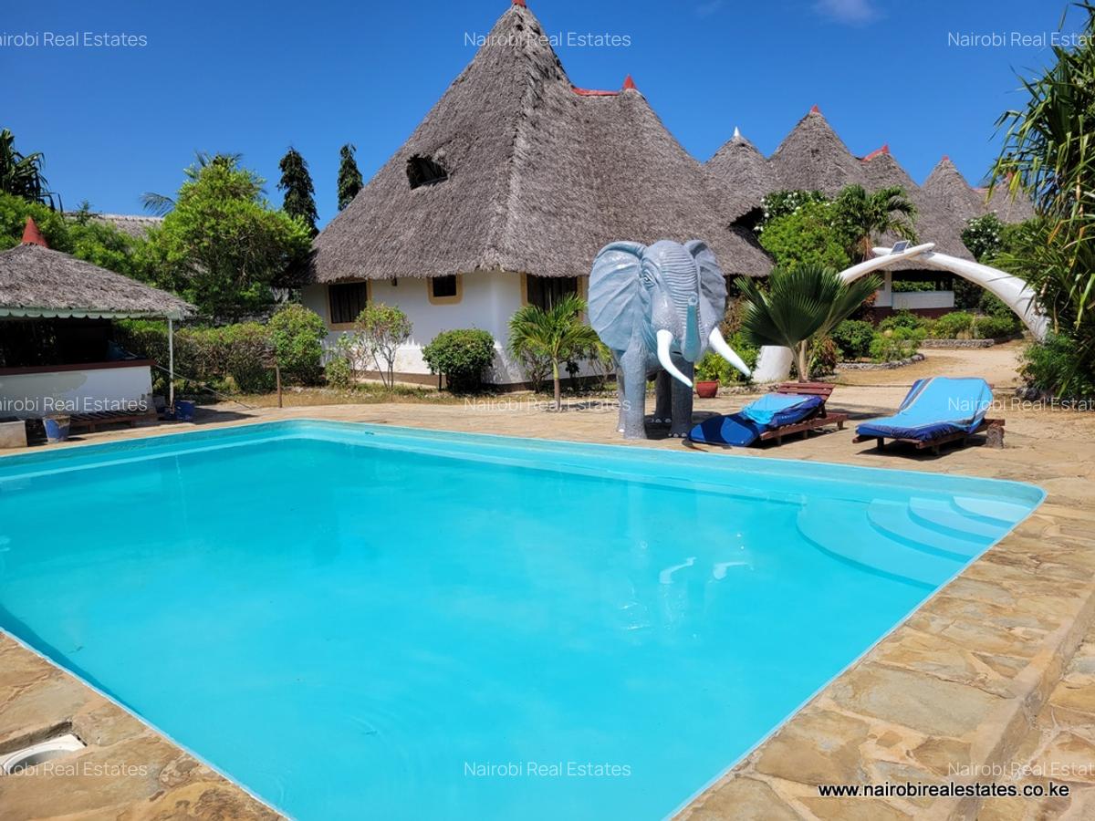 2 Bed House with En Suite in Diani - 1