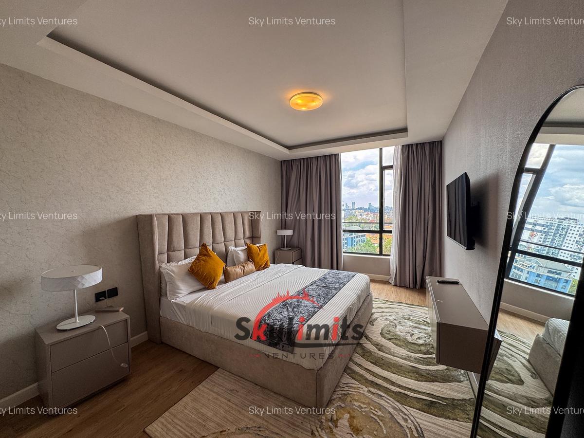 3 Bed Apartment with En Suite in Brookside - 18