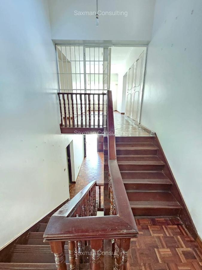 5 Bed House with Staff Quarters in Kyuna - 10