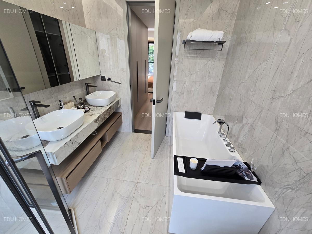 4 Bed Apartment with En Suite at Muthangari Drive - 13