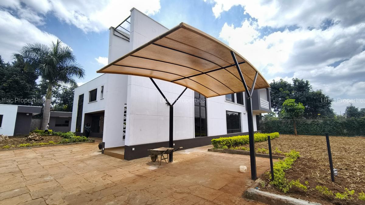 5 Bed House with En Suite in Runda - 20