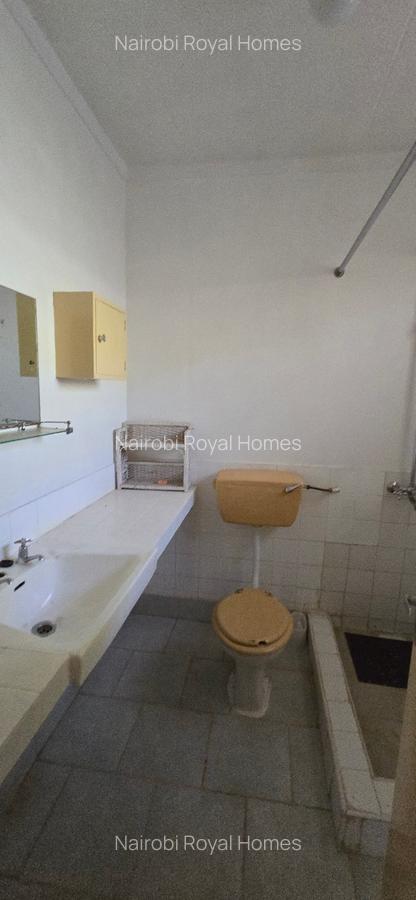 4 Bed House with En Suite at Loresho Loresho - 10
