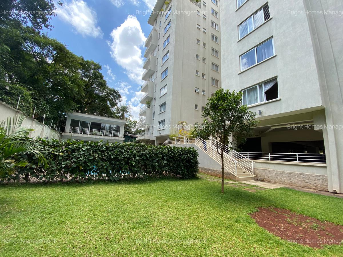 4 Bed Apartment with En Suite in Lavington - 1