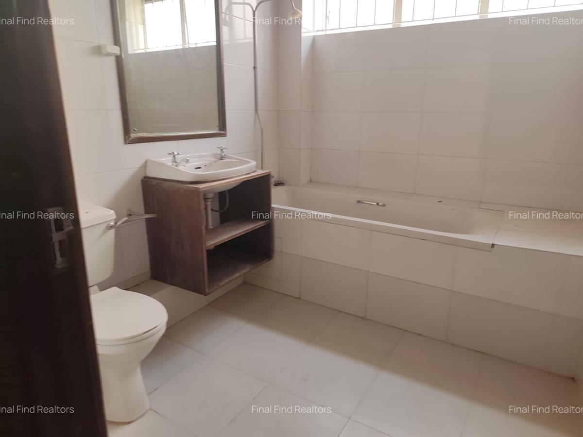 4 Bed Townhouse with Garden in Westlands Area - 7