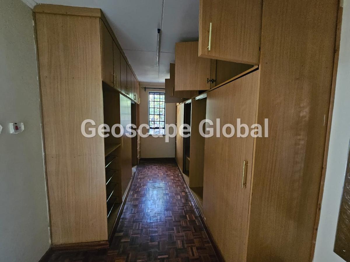 5 Bed House with En Suite at Muthaiga North - 12