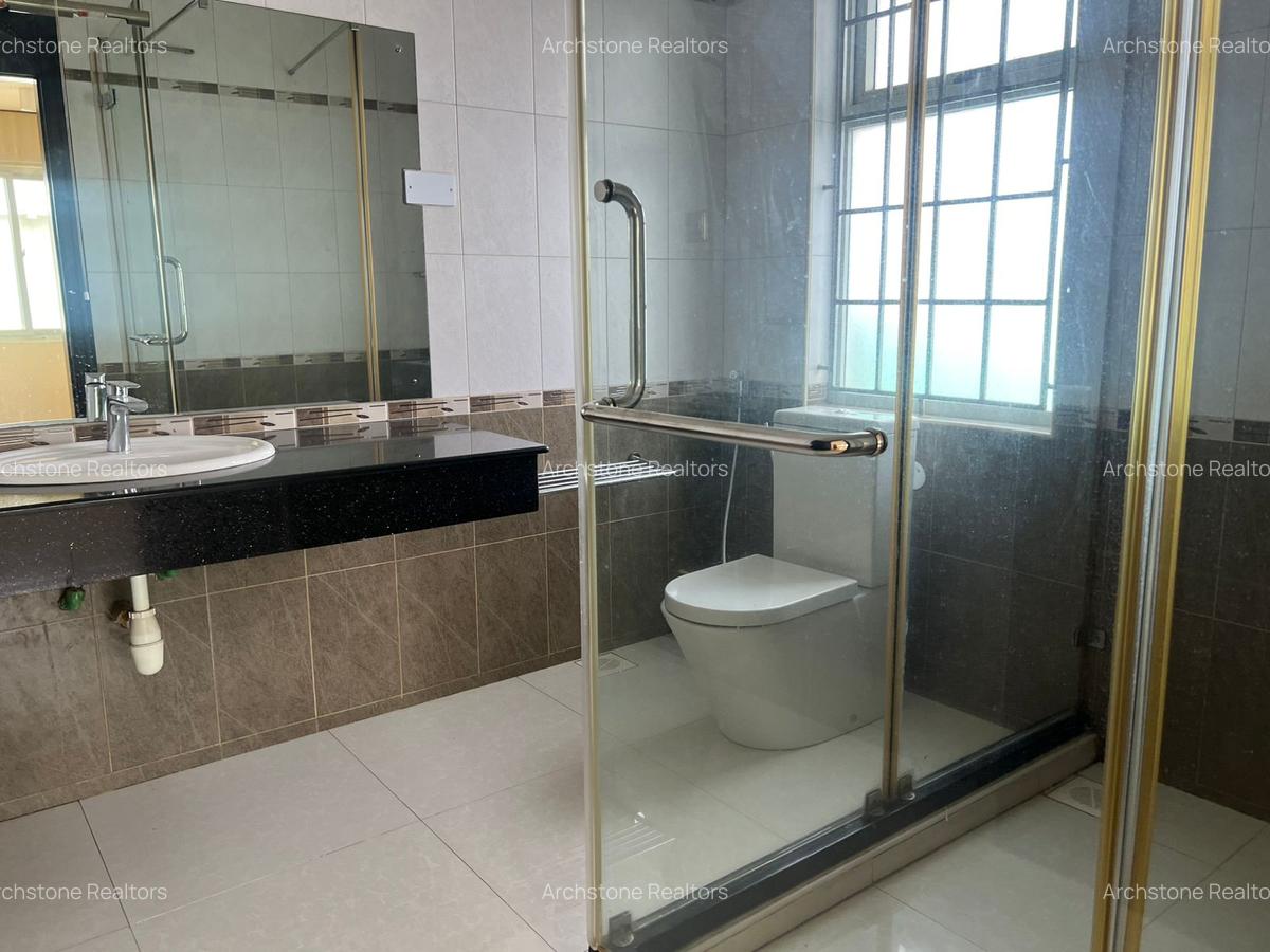 8 Bed House with En Suite in Gigiri - 7