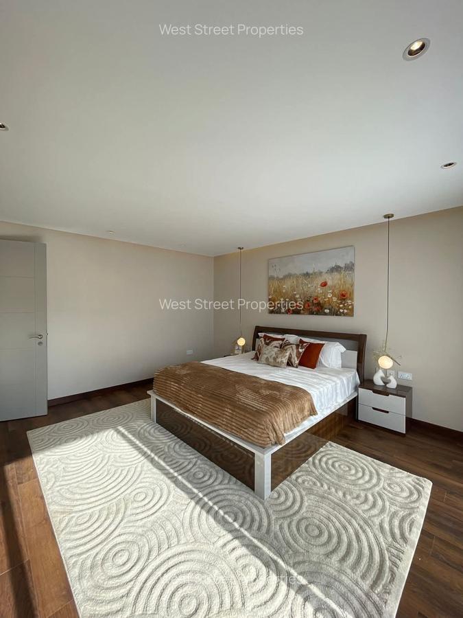 4 Bed Townhouse with En Suite at Langata - 5