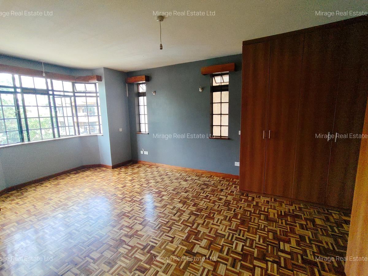 3 Bed Apartment with En Suite in Kilimani - 10