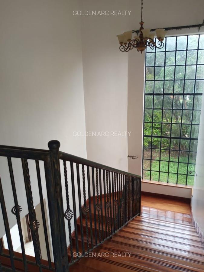 4 Bed Townhouse with En Suite in Karen - 10