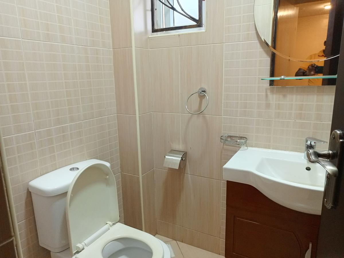 5 Bed Townhouse with En Suite in Lavington - 16