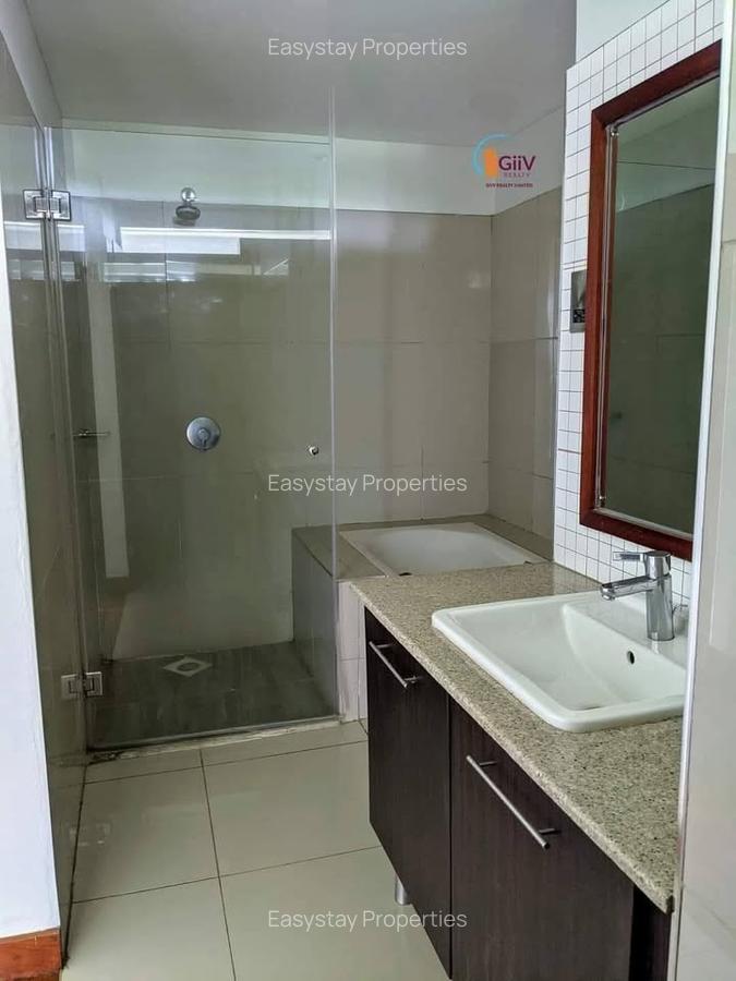 3 Bed Apartment with En Suite in Westlands Area - 8