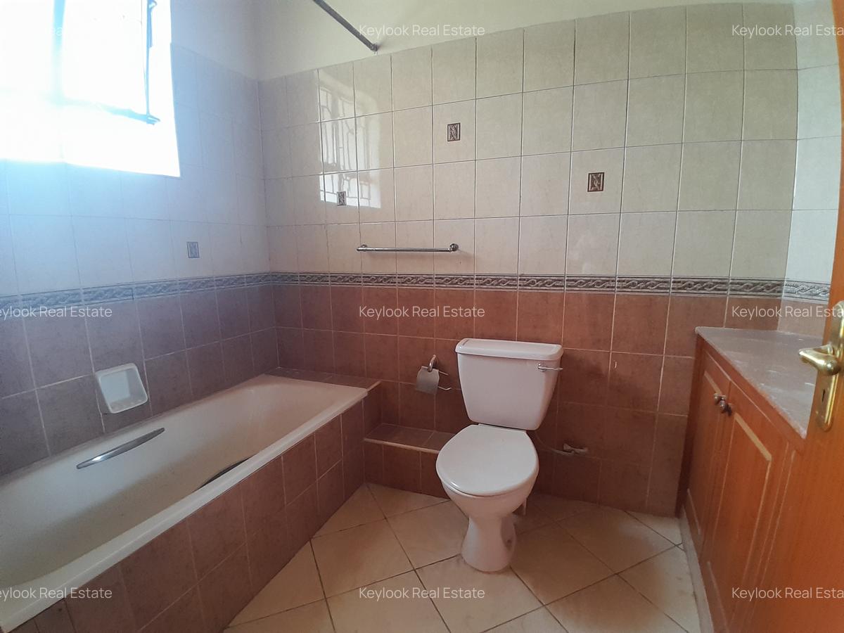 4 Bed Townhouse with En Suite at Lavington Green - 4