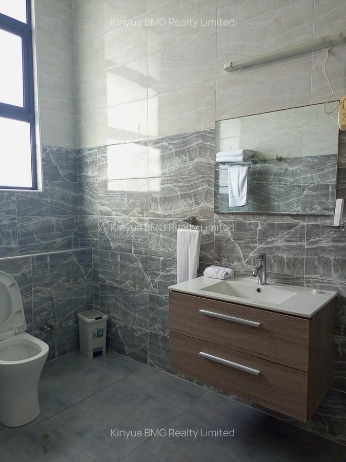 Serviced 2 Bed Apartment with En Suite in Nyali Area - 4