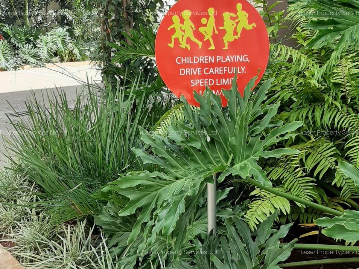 2 Bed Apartment with En Suite at 1 Langata - 12