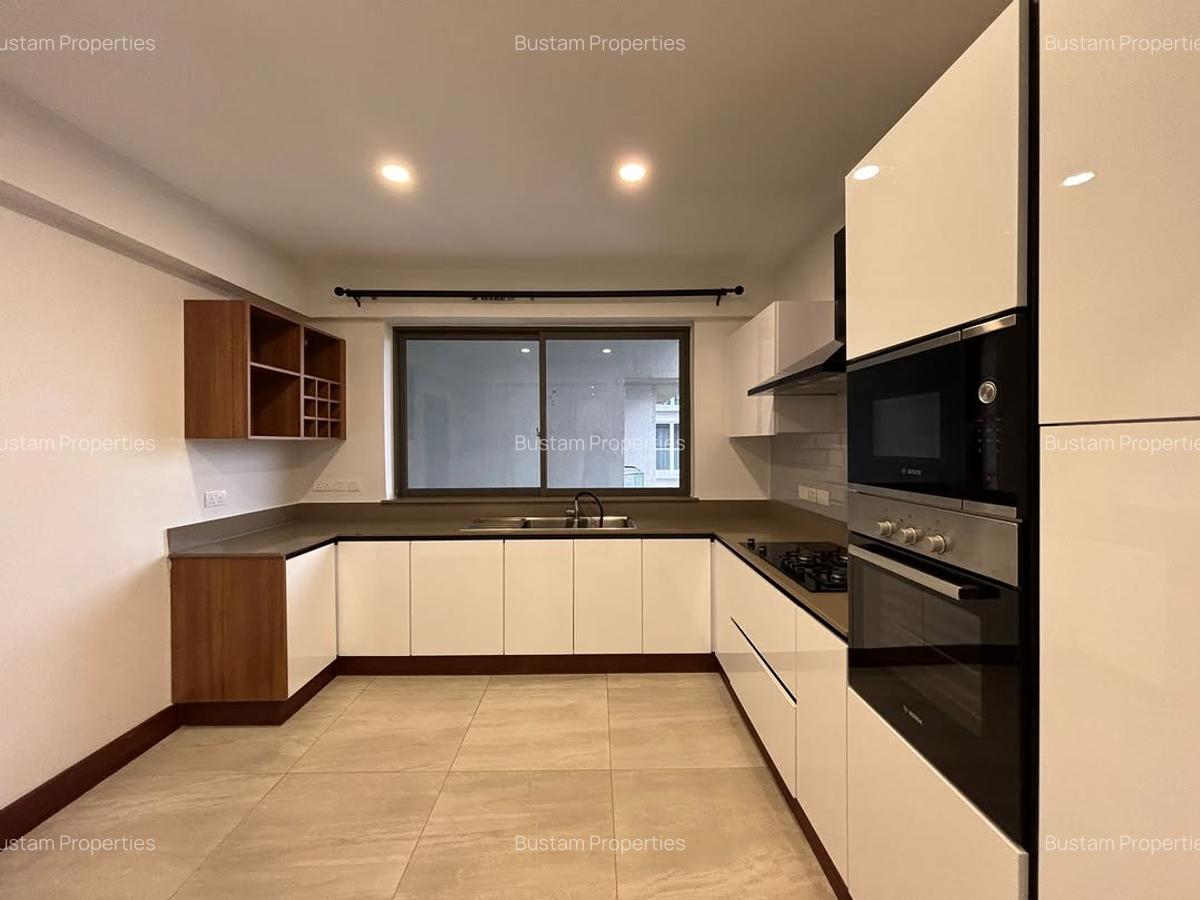 2 Bed Apartment with En Suite in Westlands Area - 3