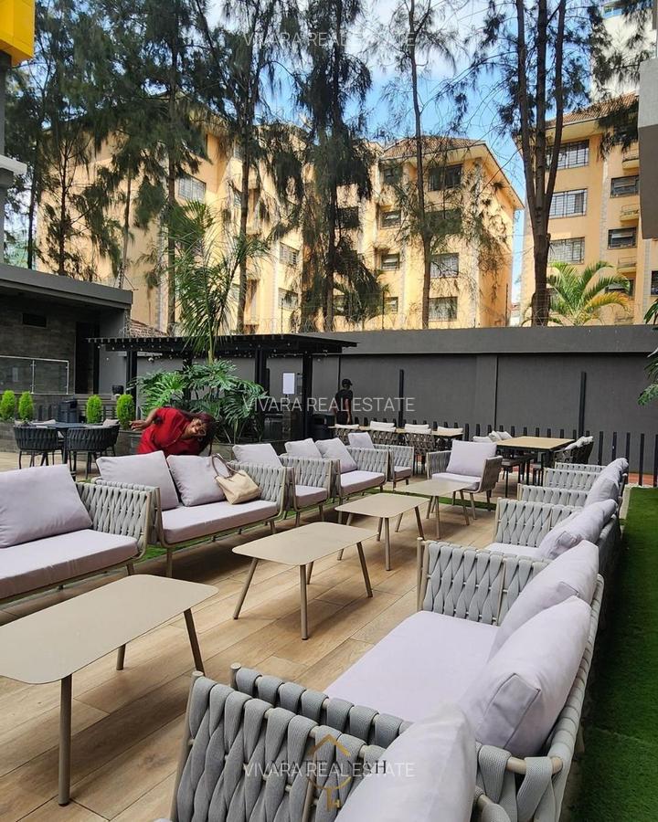 Serviced 1 Bed Apartment with Swimming Pool in Kilimani - 6