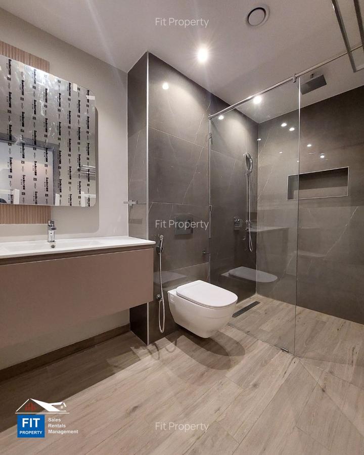 3 Bed Apartment with En Suite in Nyari - 15