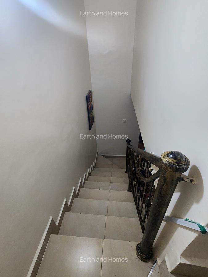 3 Bed Townhouse with En Suite at Greenpark Estate - 4