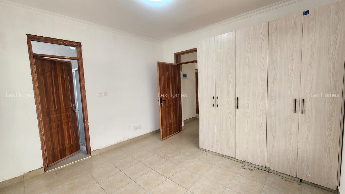 4 Bed House with En Suite at Rimpa - 6